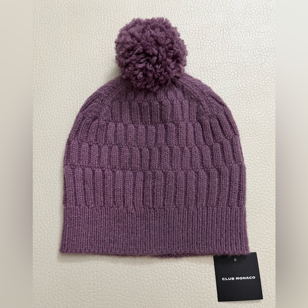 NWT - Club Monaco Unisex Wool Alpaca Blended Pom Pom Beanie